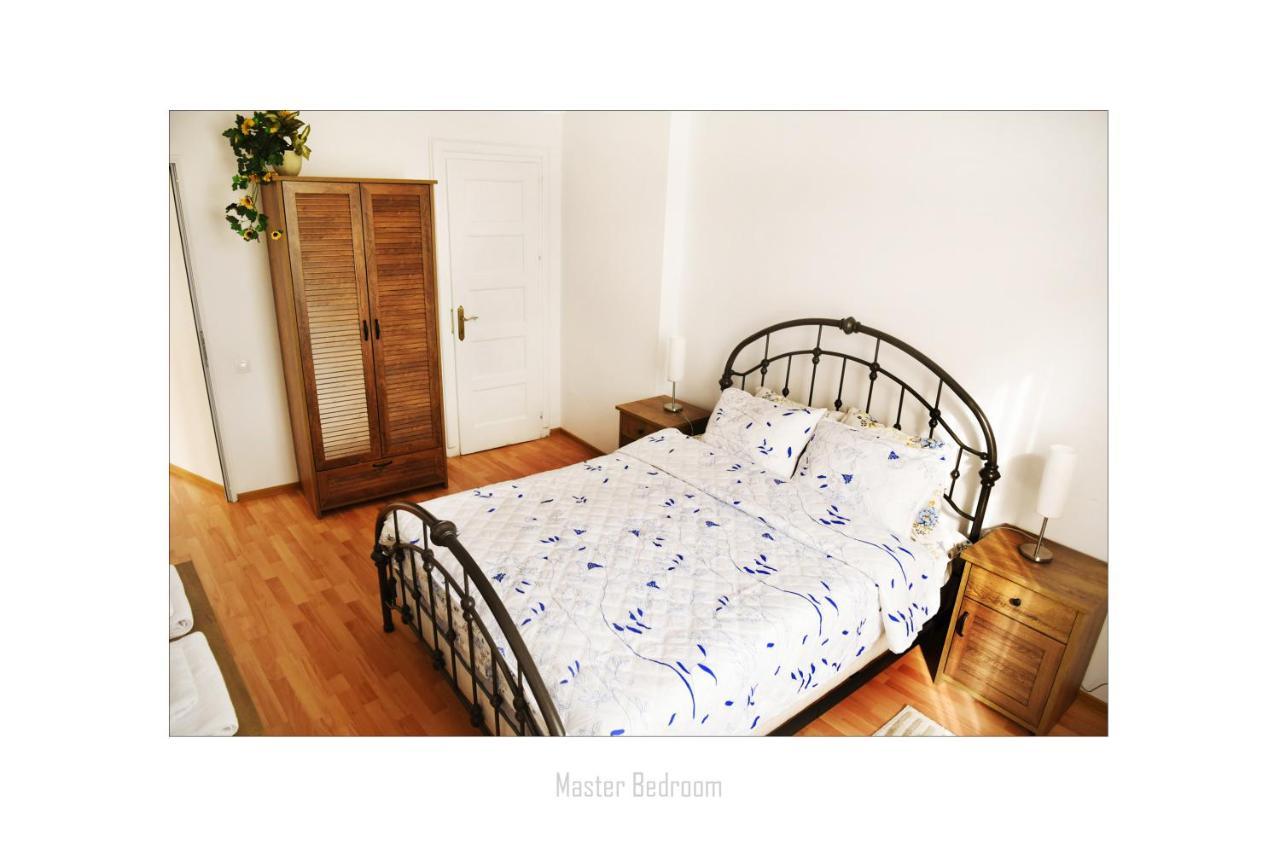 Apartament Dinicu, Brasov, Romania エクステリア 写真